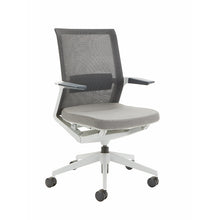 Load image into Gallery viewer, Beniia office furniture - vello conference chair - collaborative seating - gray mesh gray fabric gray frame computer chair on wheels - front 45 view - beniia.com - chicago office chairs