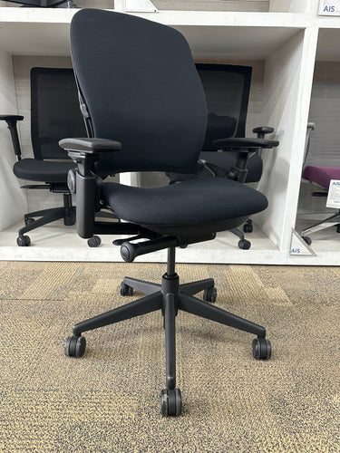 Pre-Owned Steelcase Leap V2 Chair in black with ergonomic features