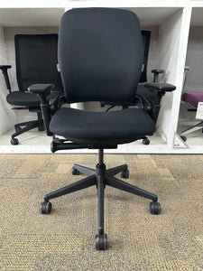 Steelcase Leap V2 Task Chair (Buzz2 Black/Black)